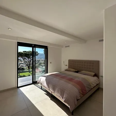 Quarto em Acomodações Particulares Nom *
